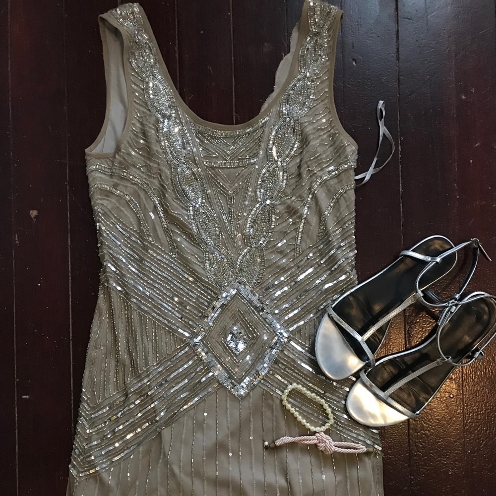 Adrianna Papell Flapper Style Dress